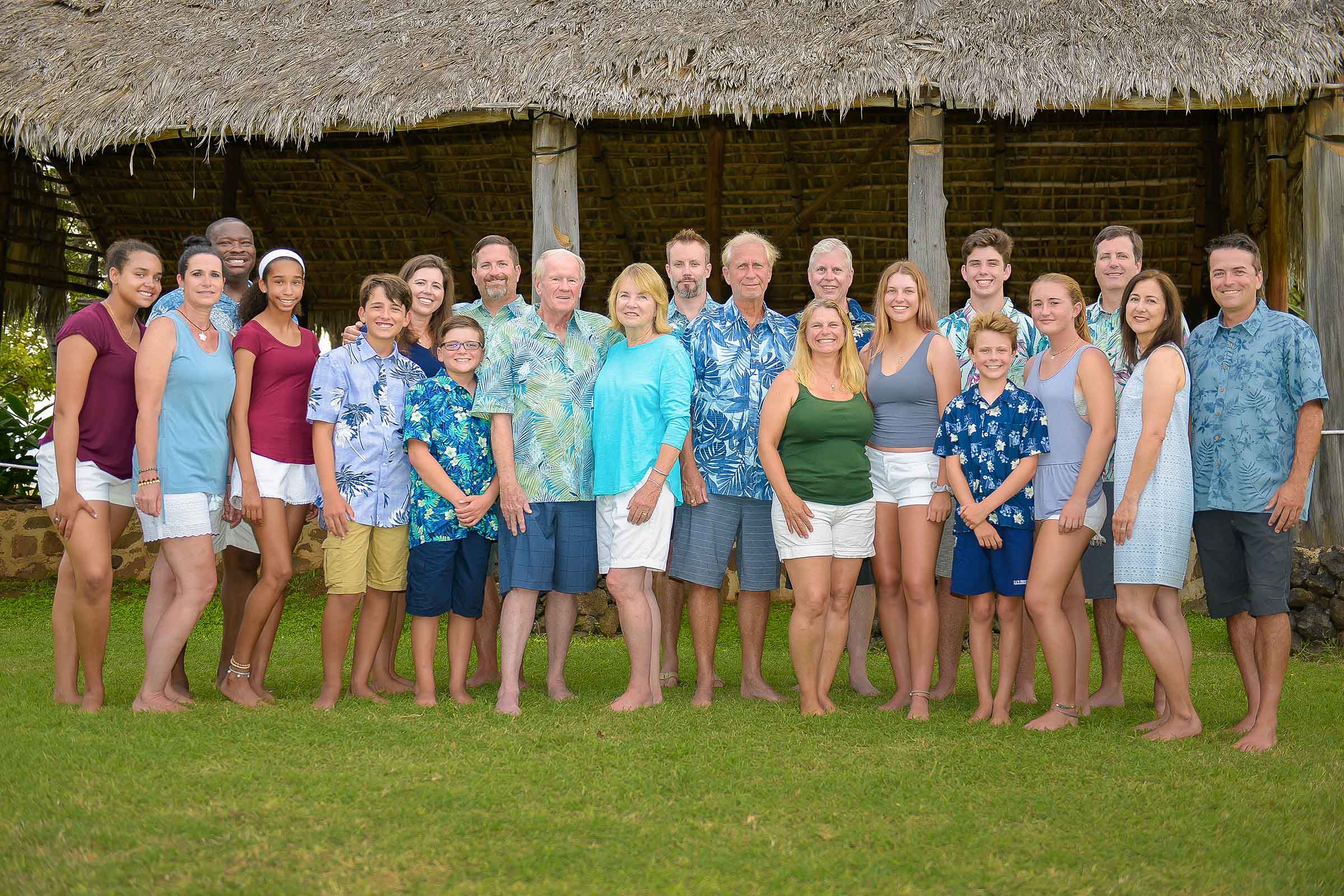 Dicksinson Family Family Generational Group Maui Photography by Photographer Darren McDaniel